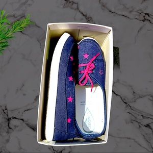 Canvas Tie Up Flat Shoes